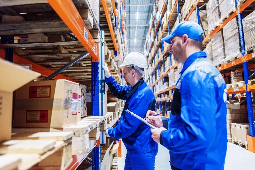 Демонтаж стеллажных конструкций