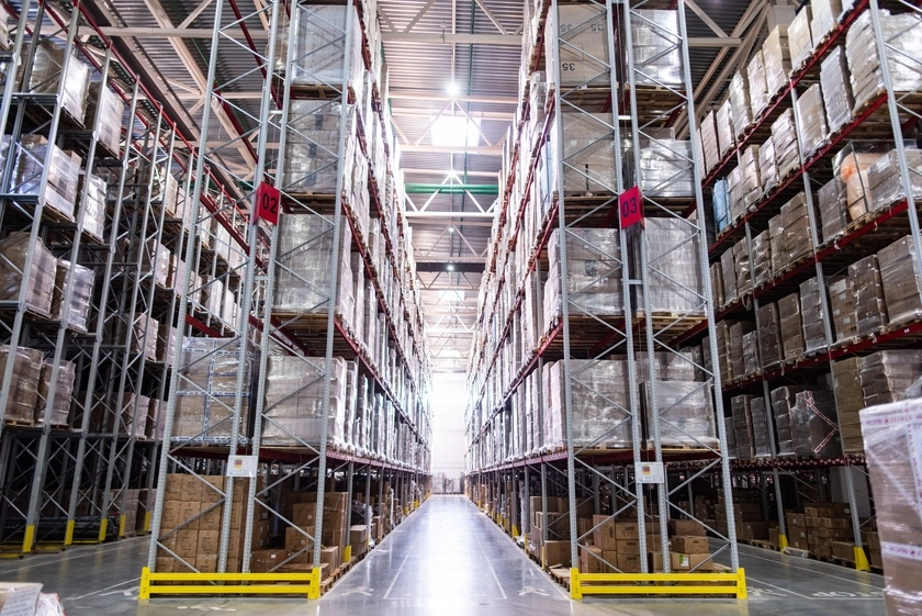 Размещение товаров на складе