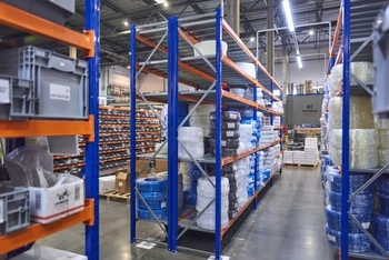 Высокогрузовые стеллажи